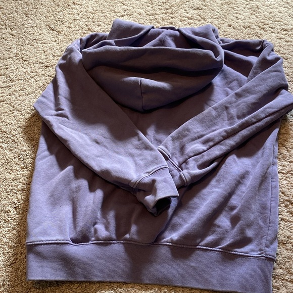 Girls purple Gap sweatshirt - Picture 3 of 4
